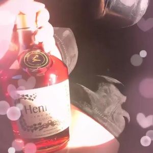 Meet your Posher, Lily